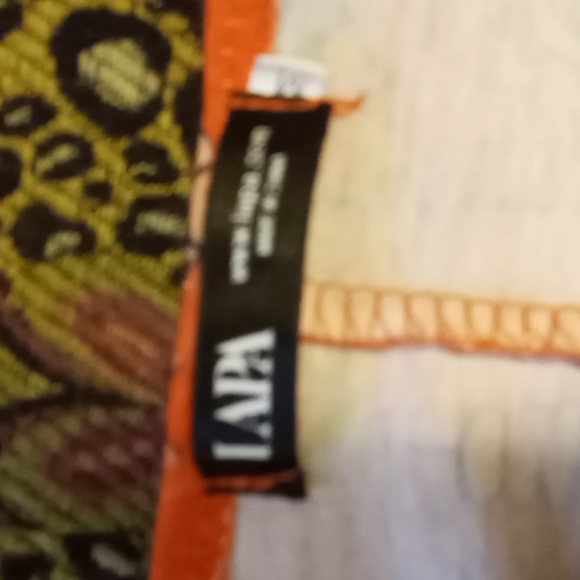 Cold Shoulder Top - Picture 2 of 3